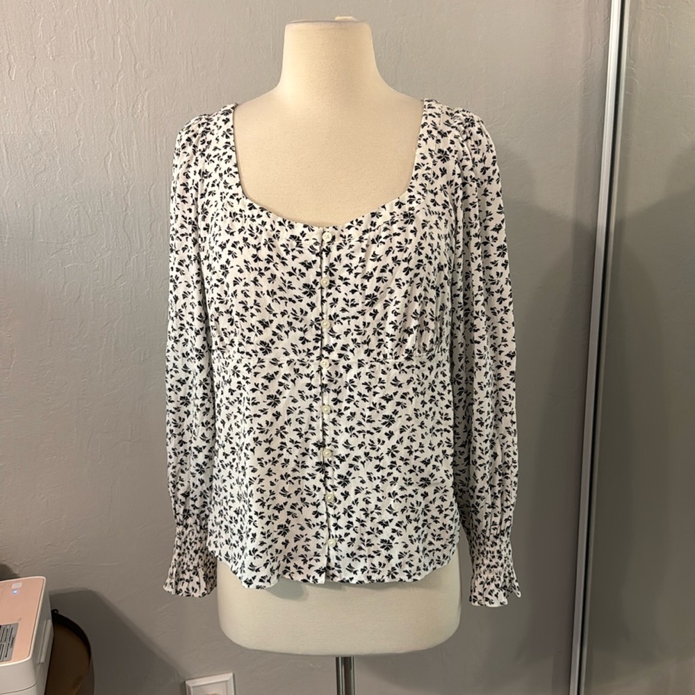 Loft Black & White Long Sleeve Blouse